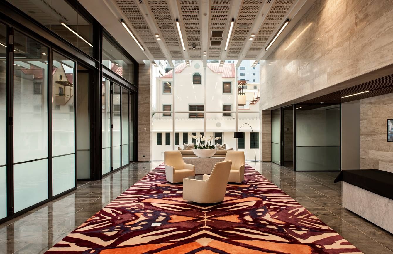The custom-made rug for a bank: how to choose?